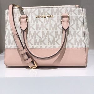 Michael Kors Signature satchel pink crossbody bag